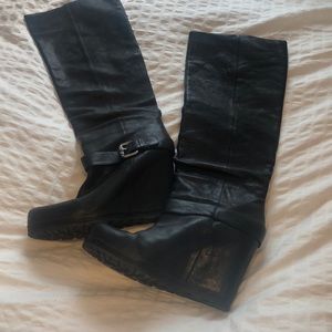 Vera Wang Leather Wedge Boots